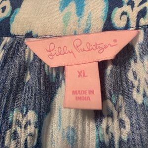 Lilly Pulitzer Romper size xlarge.  Like new condition.